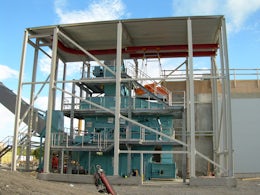 Solid biomass screening and crushing equipment