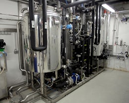 Cleaning and sterilization systems