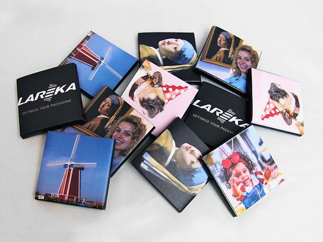 Personalized chocolate packaging on the spot