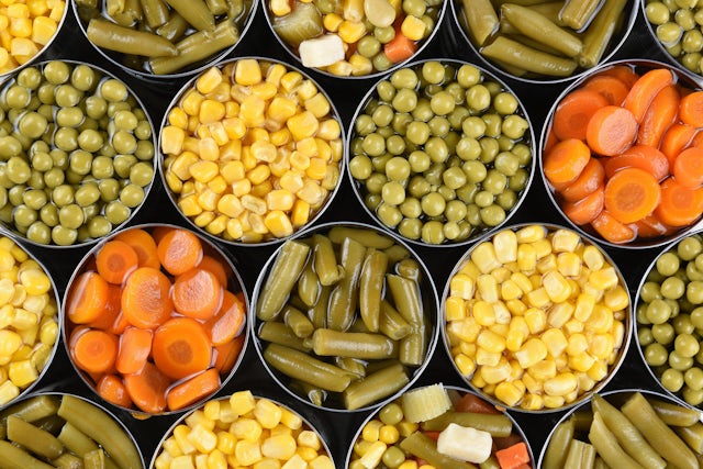How to prevent untimely spoilage of canned vegetables by sterilization