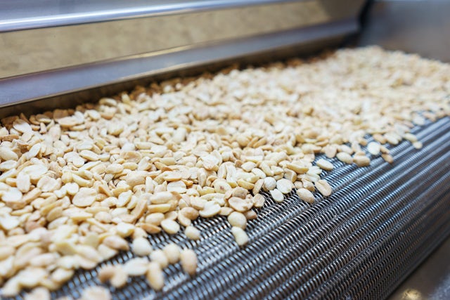 Cracking the code of fried peanuts: how to produce the tasty snack